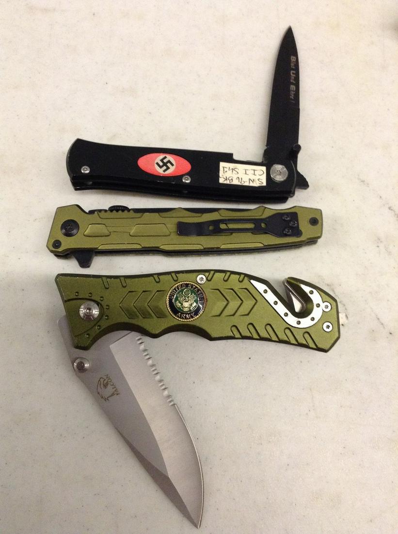 Lot of Army Knives (1 of 1)