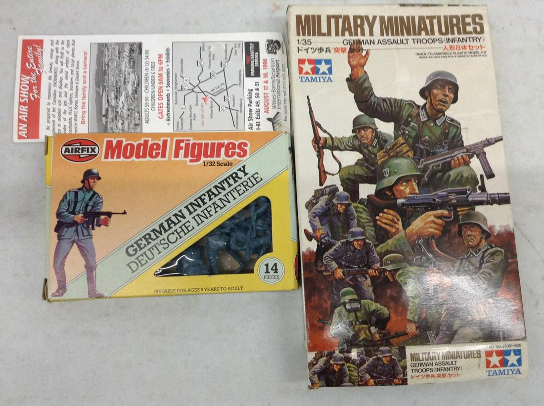 Lot of german model soldiers (1 of 1)