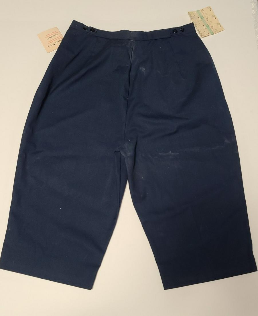 NWT 1960s Ladies High Waisted Shorts 26" waist: NWT 1960s Ladies High Waisted Shorts 26" waist