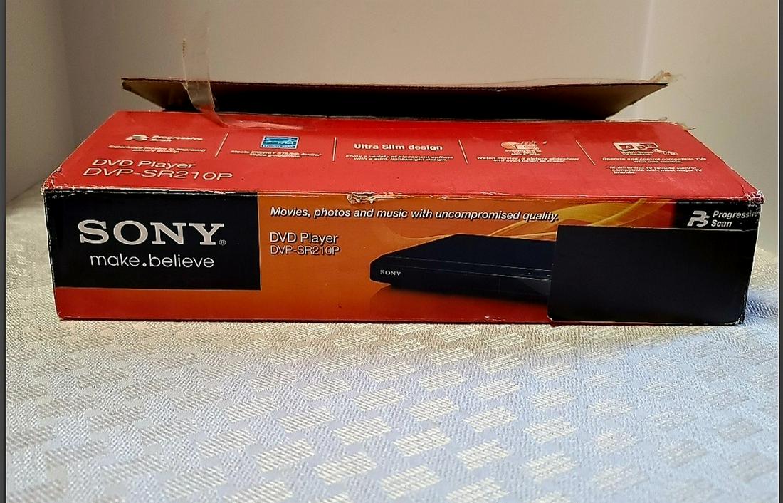 Sony DVD Player in Box Works (1 of 1)