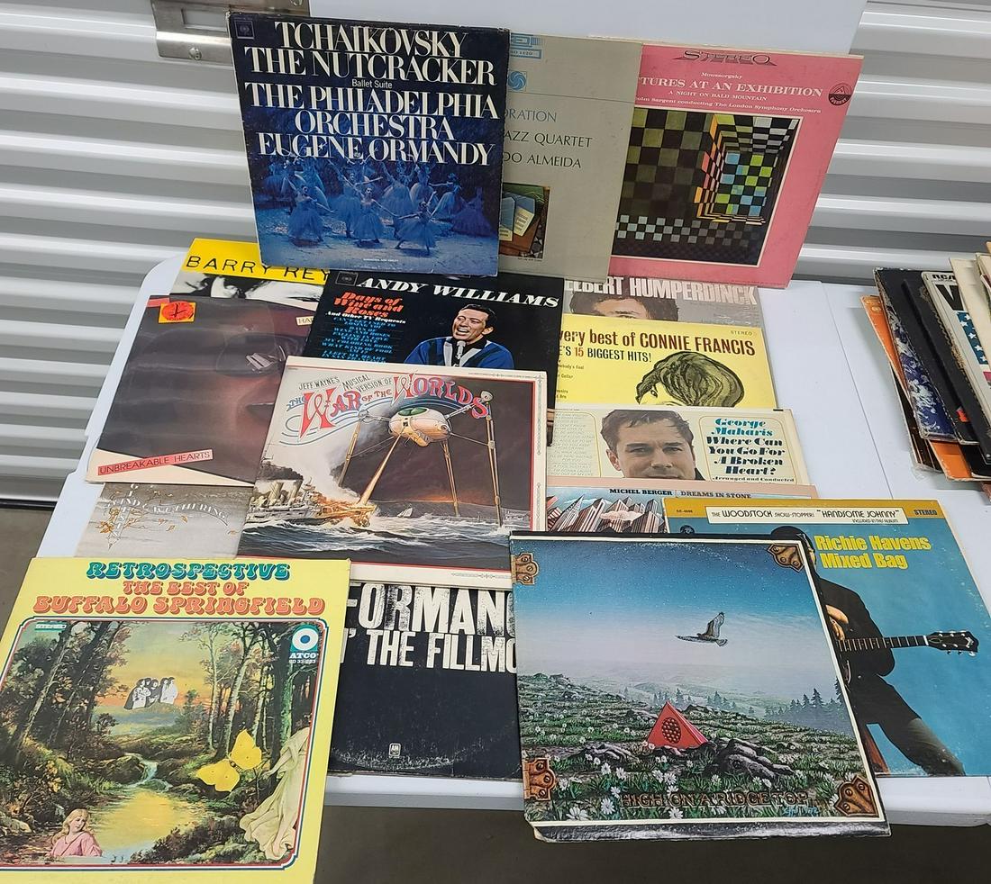 Records Incl War of the World (1 of 1)