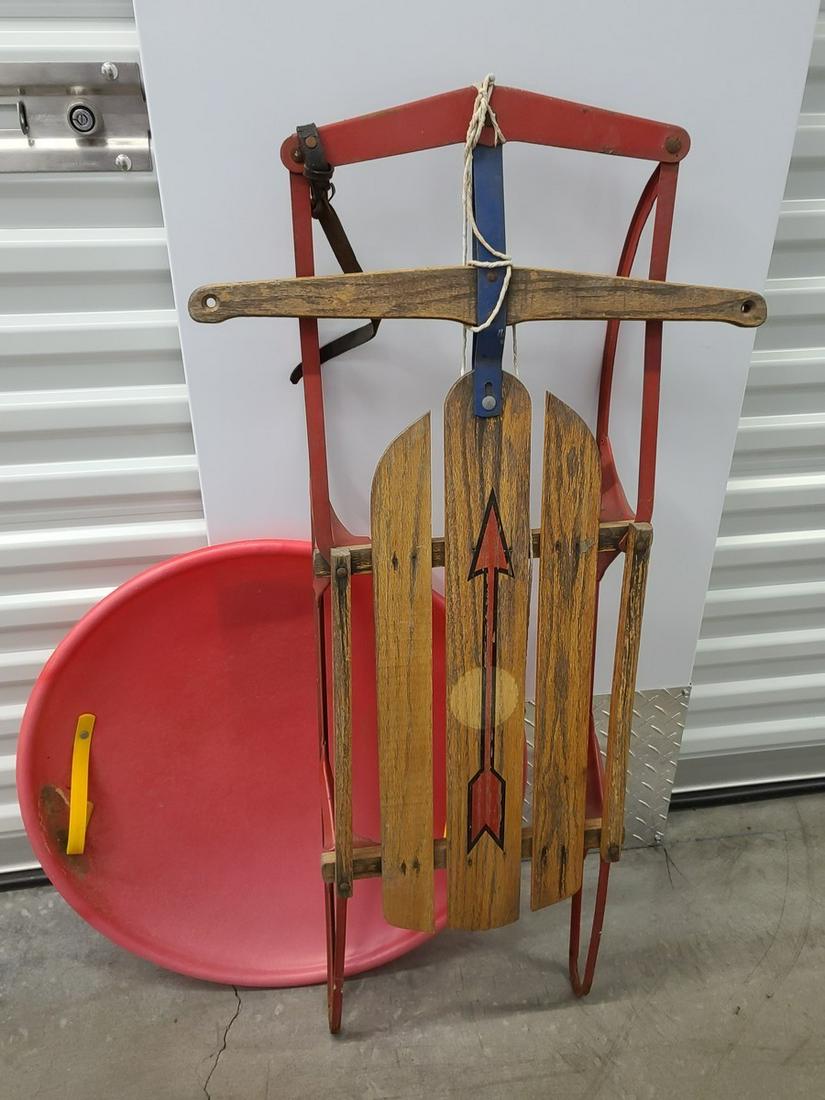 Vtg Sled & Snow Saucer: Vtg Sled & Snow Saucer