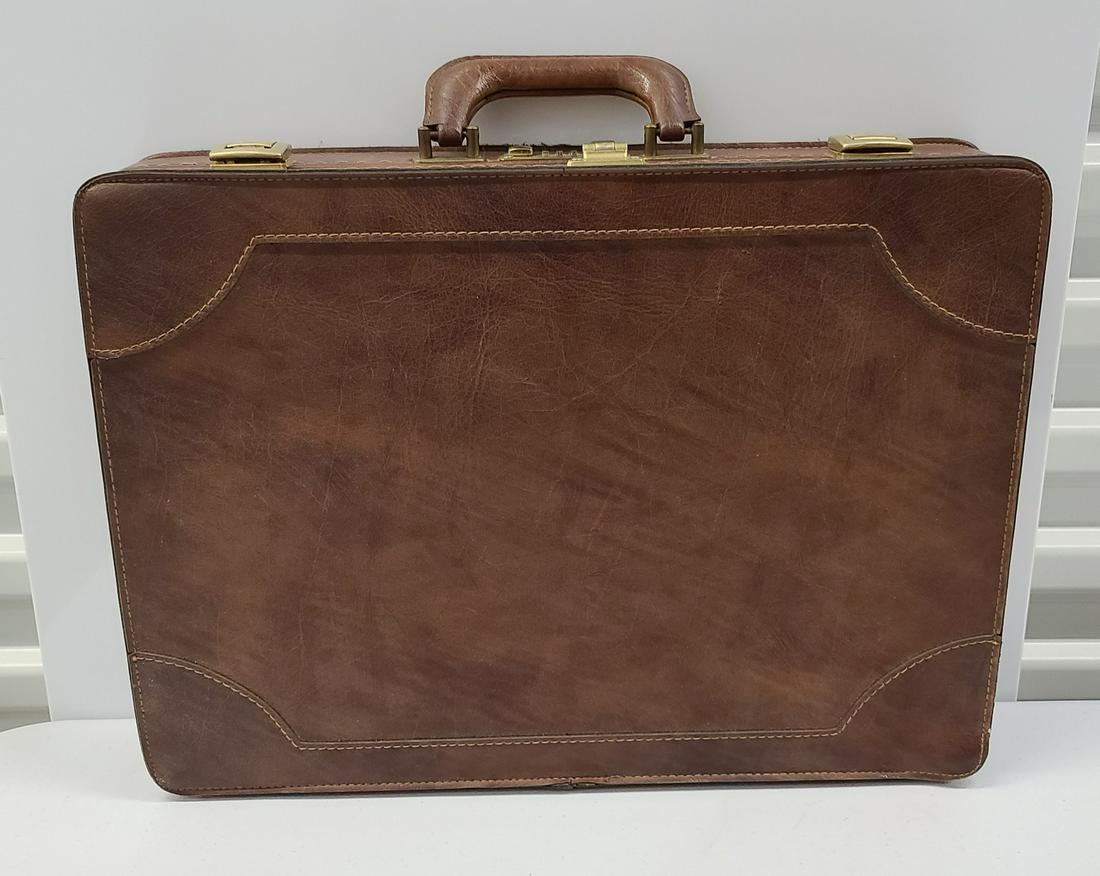 Vintage Leather Briefcase (1 of 1)