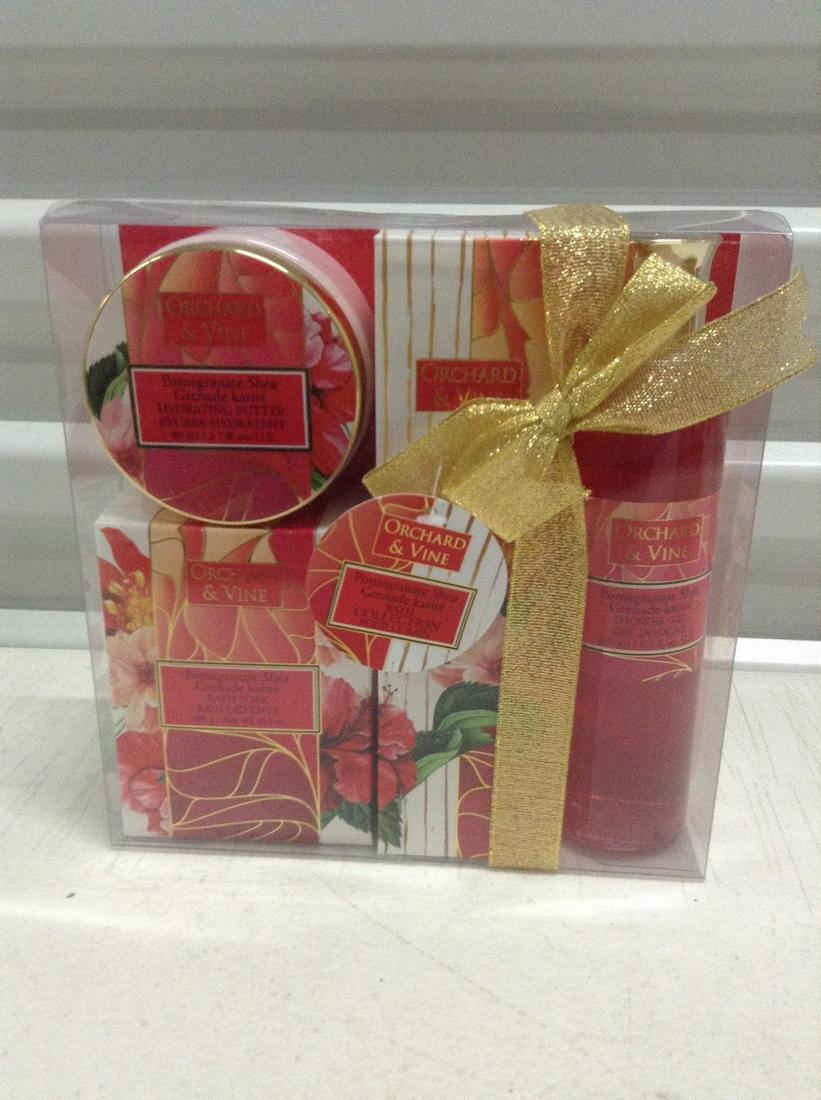 Orchard &Vine gift set in the box: Orchard &Vine gift set in the box