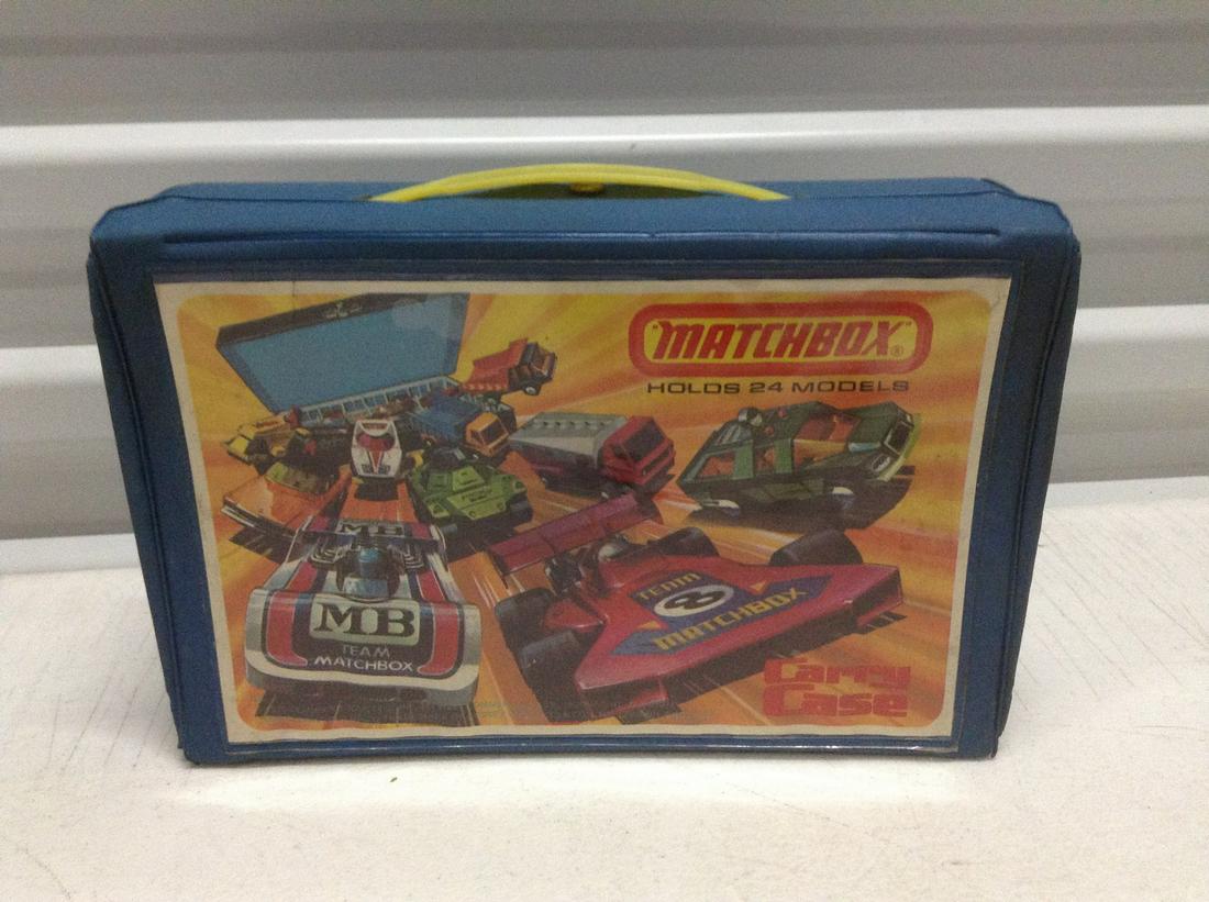 1976 Lesney Matchbox Vinyl Case: 1976 Lesney Matchbox Vinyl Case