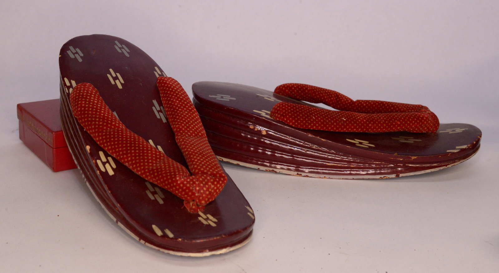 Japanese Wooden Sandals 8.5" Long: Japanese Wooden Sandals 8.5" Long
