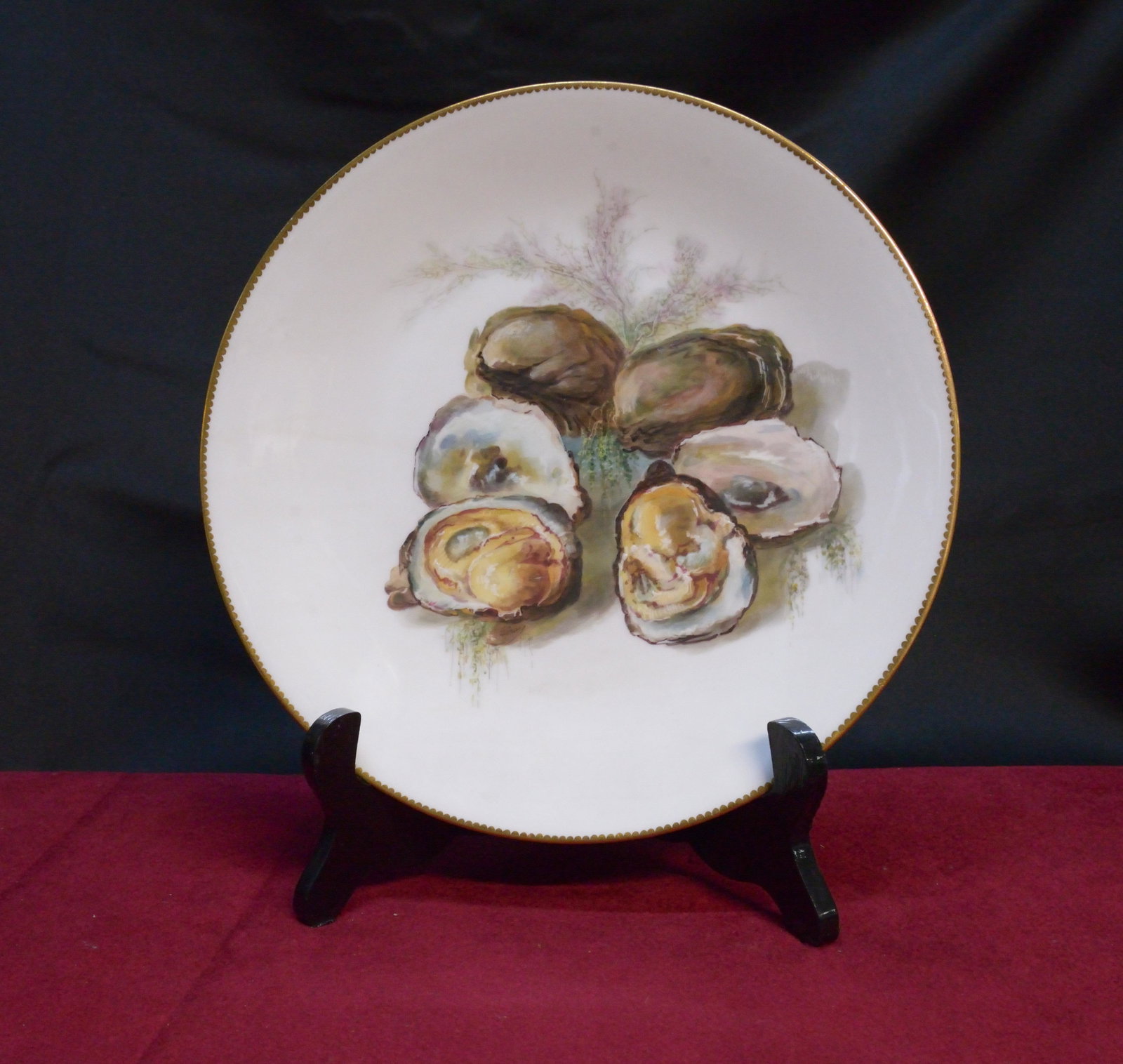 Mintons Oyster Motif Plate 9.5" Wide (1 of 1)