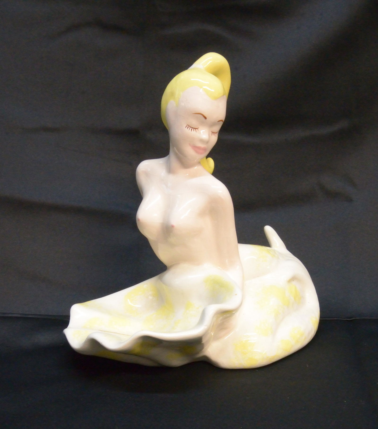 Ceramic Mermaid Figure with Shell Dish 8.5" Tall (1 of 1)
