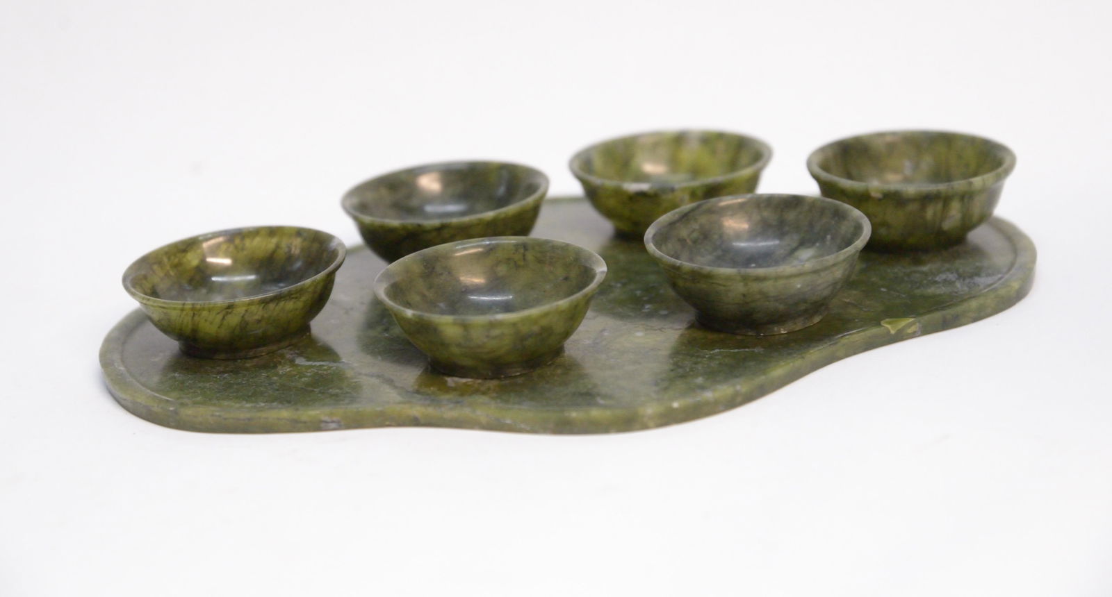 Set of six jade cups and tray (1 of 1)