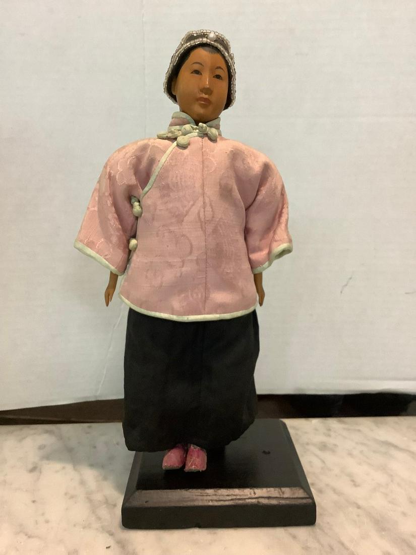 Newark Museum young lady (1 of 1)