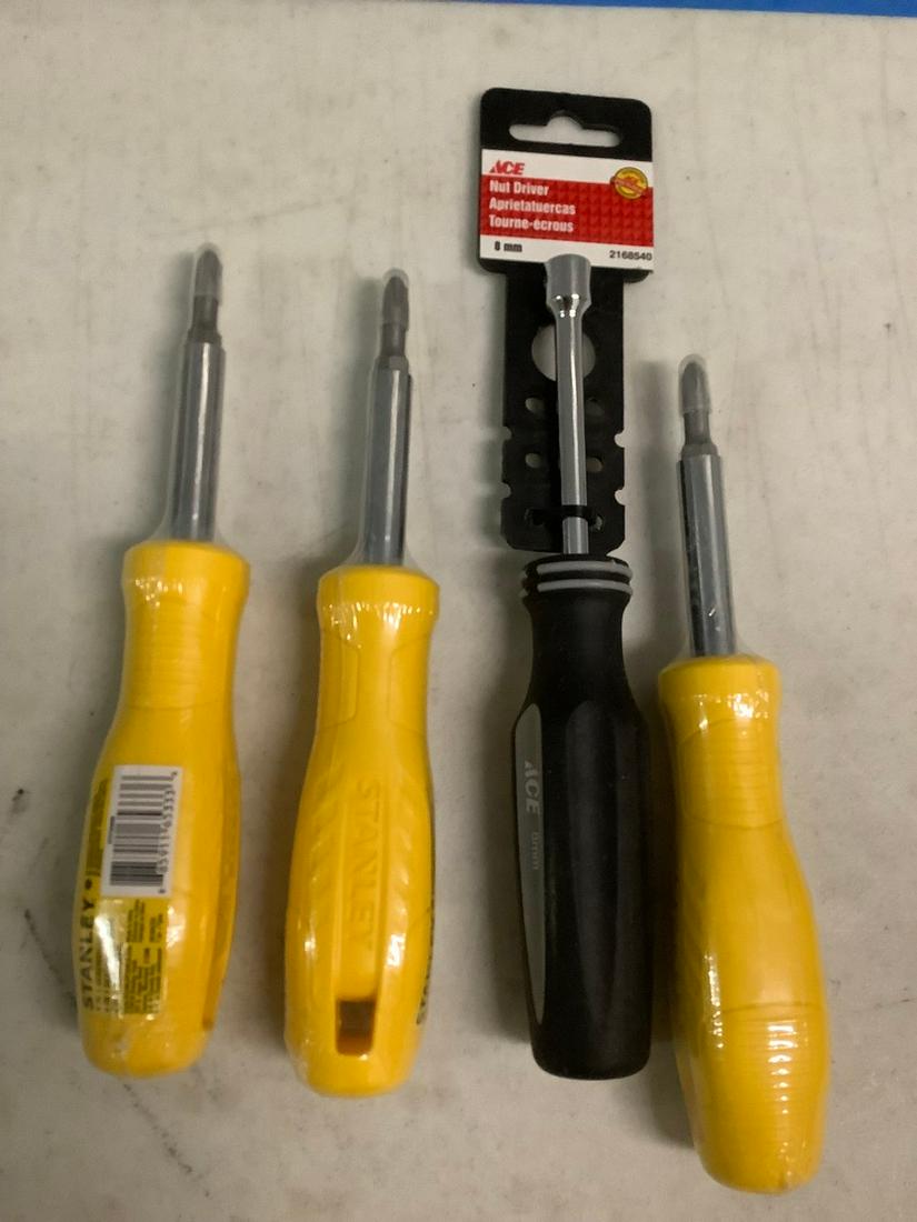 Lot of Various Screwdrivers (1 of 1)