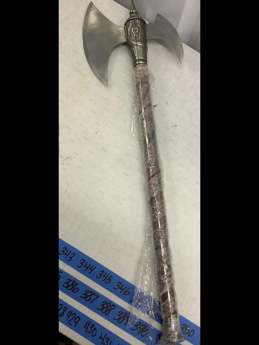 Unmarked Axe: Unmarked Axe