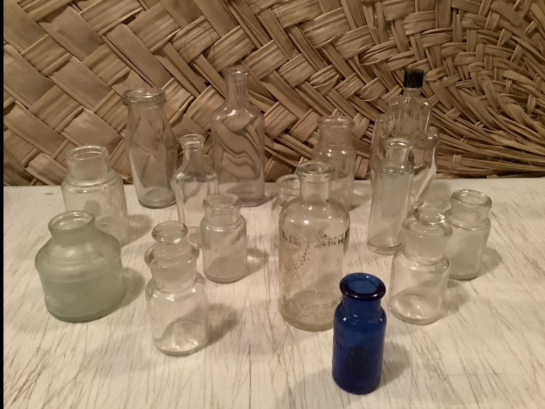Large lot of old Bottles: Large lot of old Bottles