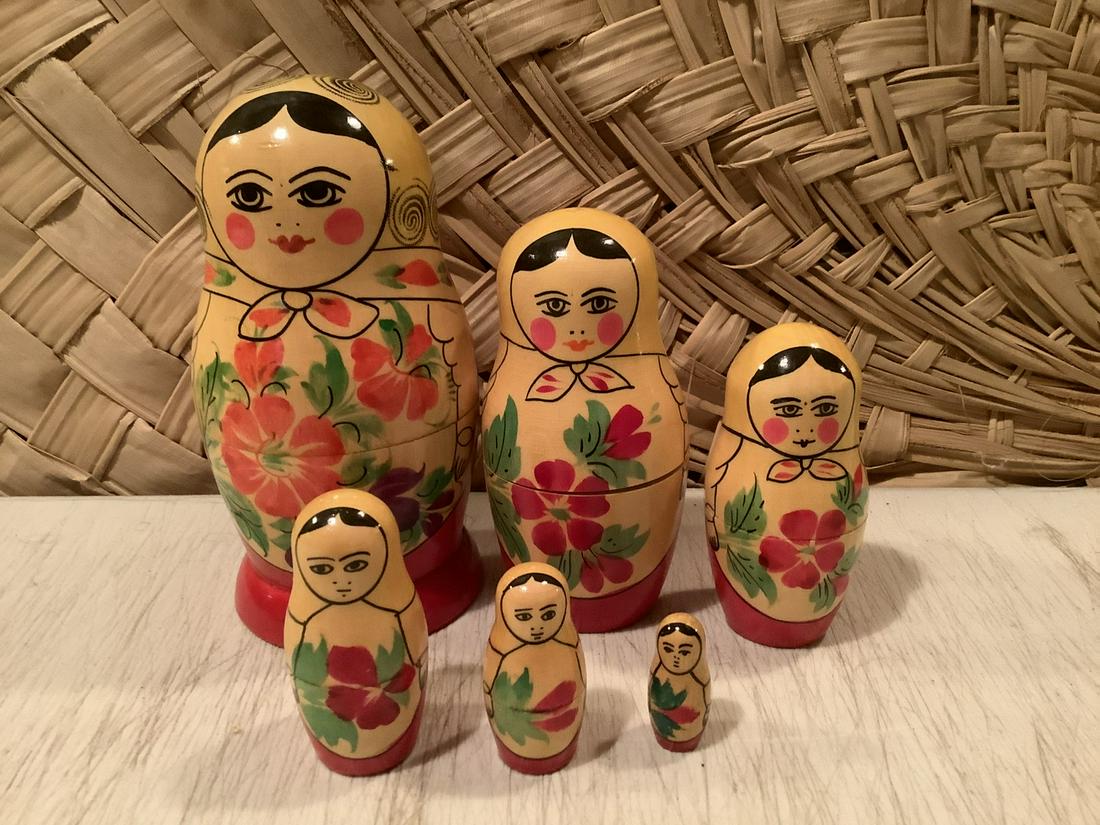 Russian Nesting Doll: Russian Nesting Doll