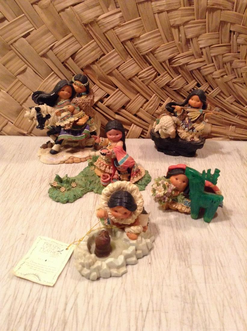 Large lot of Enesco "Friends of a Feather" statues: Large lot of Enesco "Friends of a Feather" statues