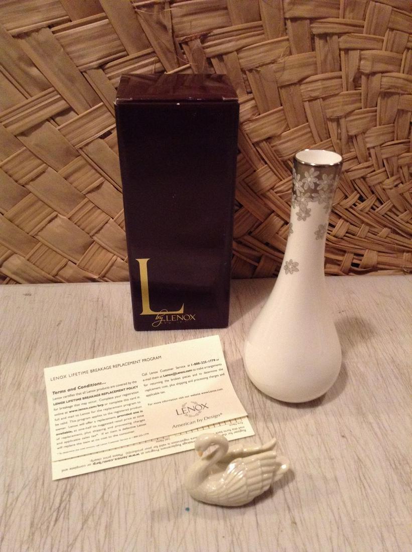 Lenox Vase in the box and lenox swan: Lenox Vase in the box and lenox swan