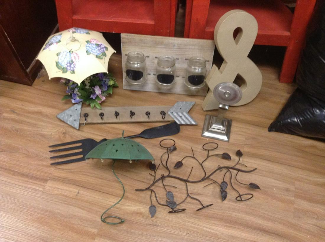 Large lot of wood and metal decorative items (1 of 1)