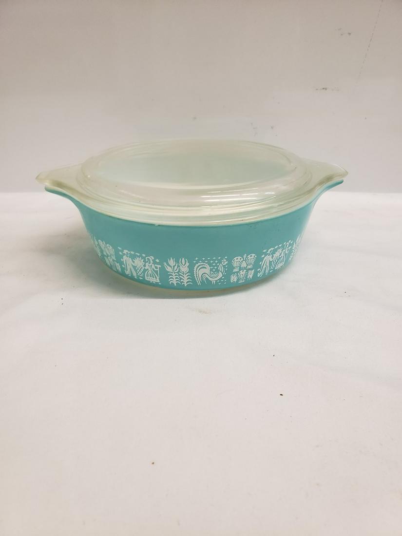 Vintage Pyrex bowl: Vintage Pyrex bowl