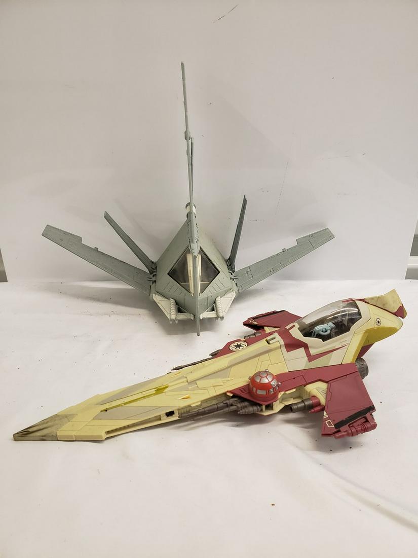 Lot of 2 Star Wars toys (1 of 1)