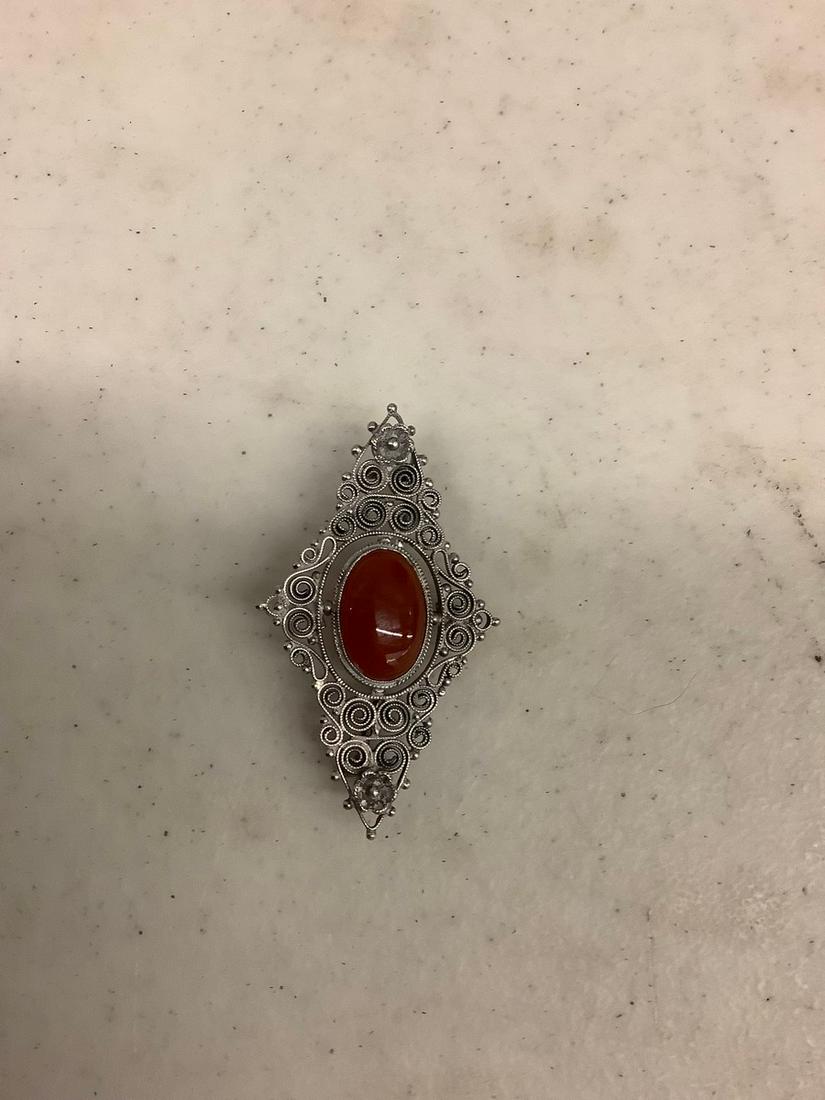 Vintage sterling filigree carnelian pin: Vintage sterling filigree carnelian pin