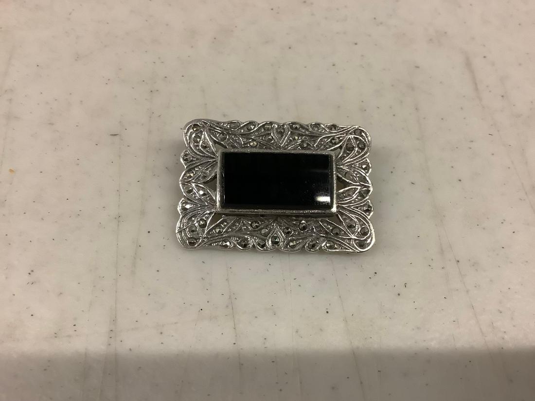 Vintage sterling Marcasite and onyx filigree pin: Vintage sterling Marcasite and onyx filigree pin