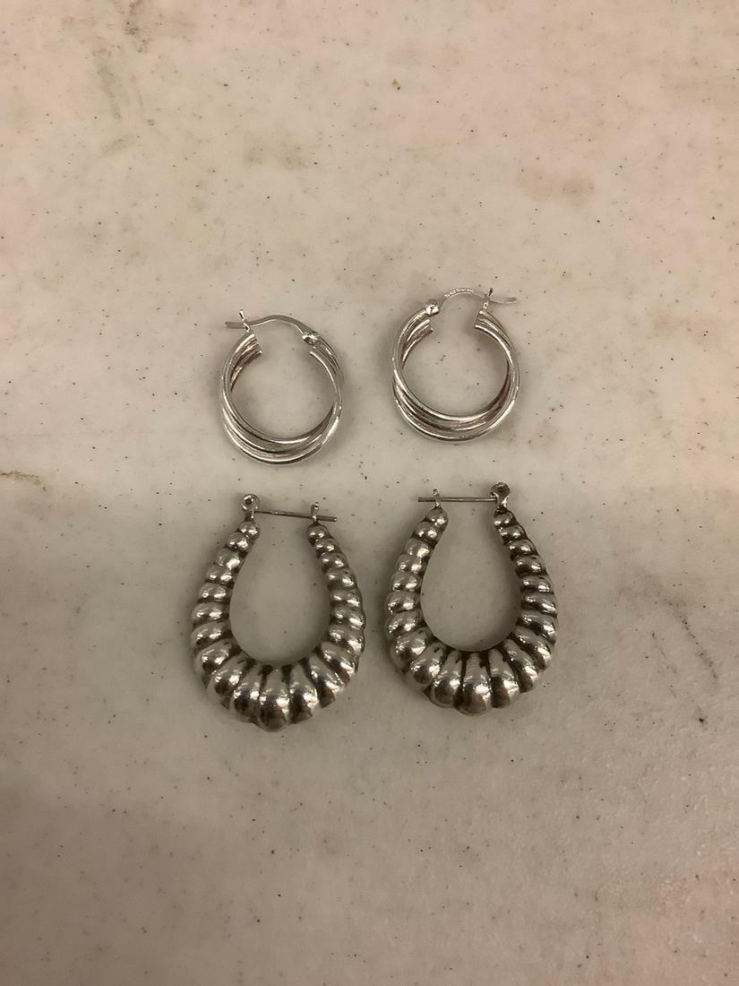 2 pairs of sterling hoop earrings: 2 pairs of sterling hoop earrings