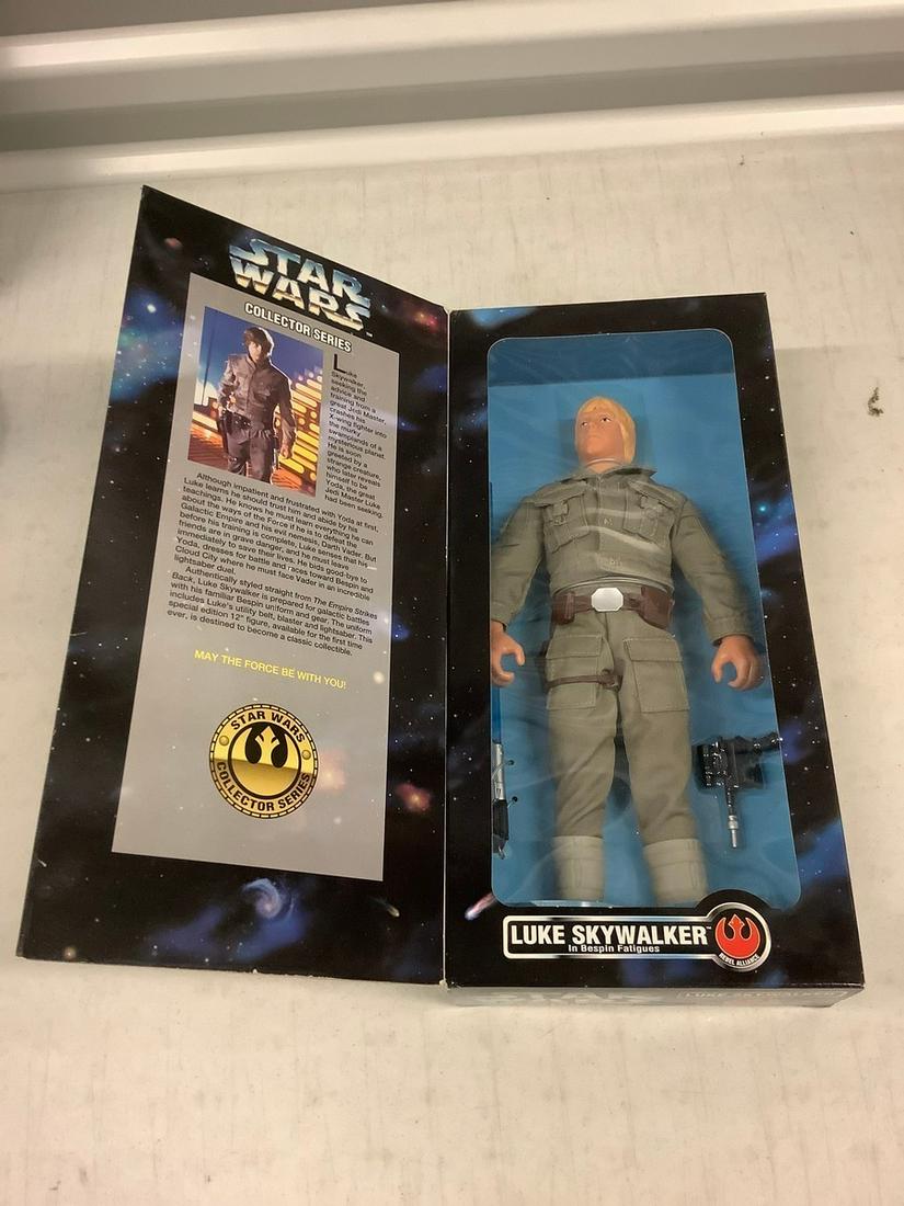Star Wars Collector series Luke Skywalker in Bespin (1 of 1)