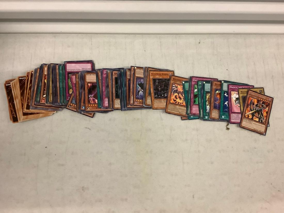 large lot of yu gi oh cards (1 of 1)