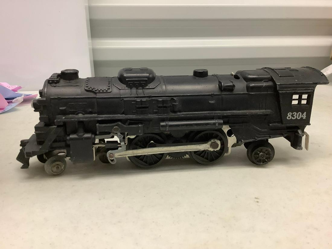 Lionel #8304 Locomotive: Lionel #8304 Locomotive