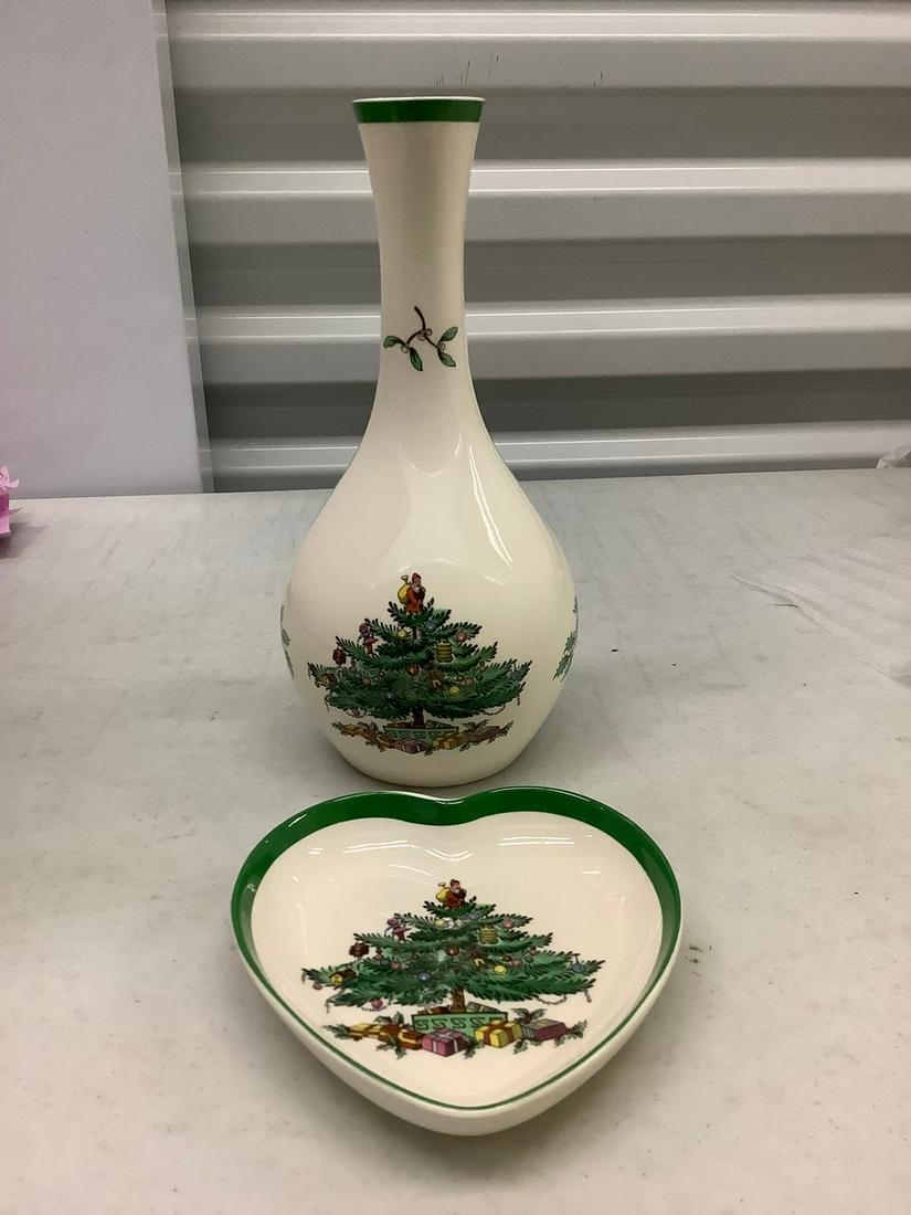 Spode England "Christmas Tree" Vase and Heart Dish (1 of 1)