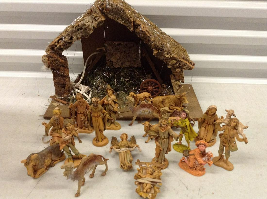 Italian made nativity scene (1 of 1)