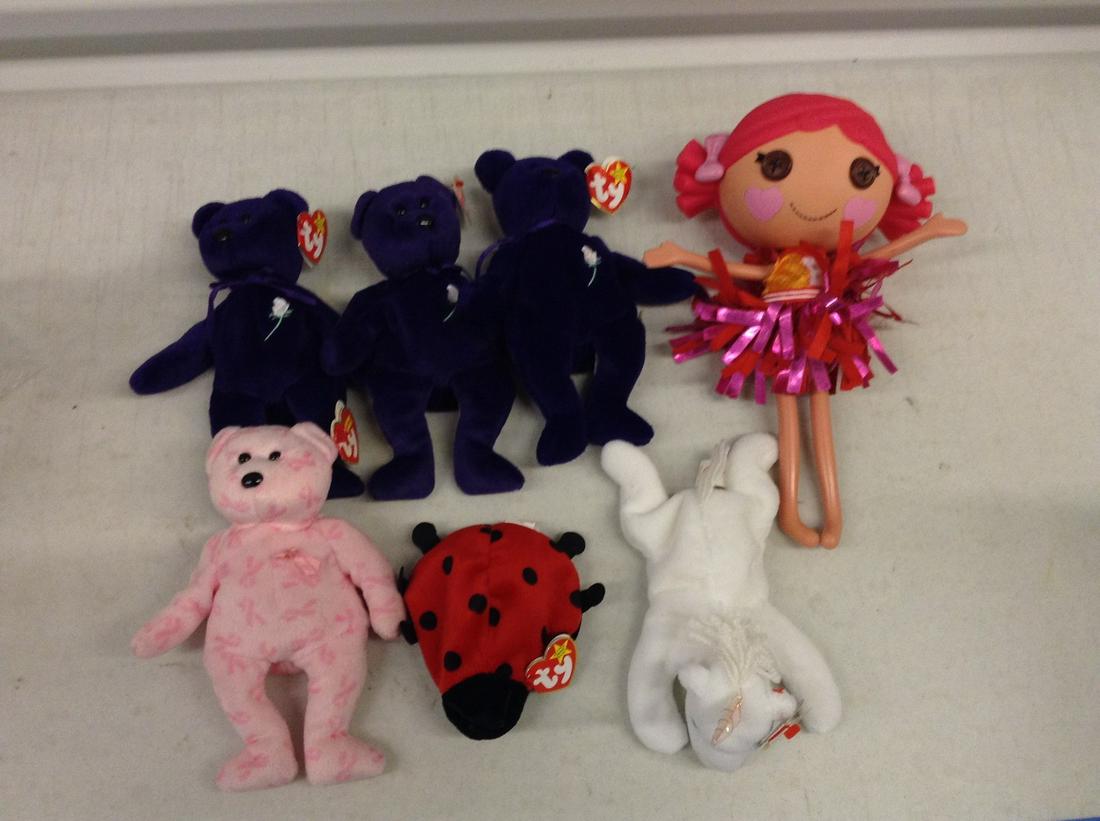 Lot of beanie babies and la la loopsy (1 of 1)