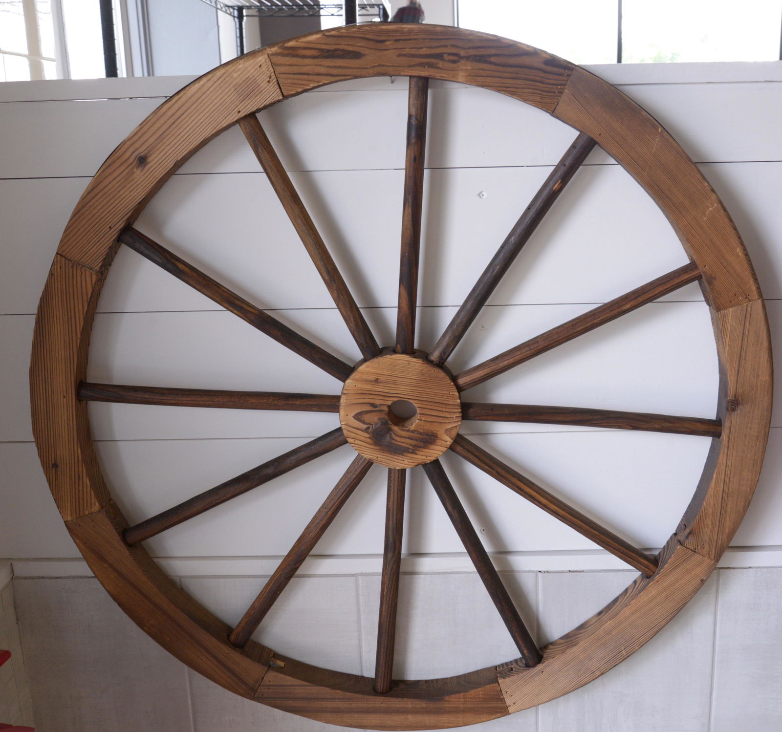 Wooden Wagon Wheel (1 of 1)
