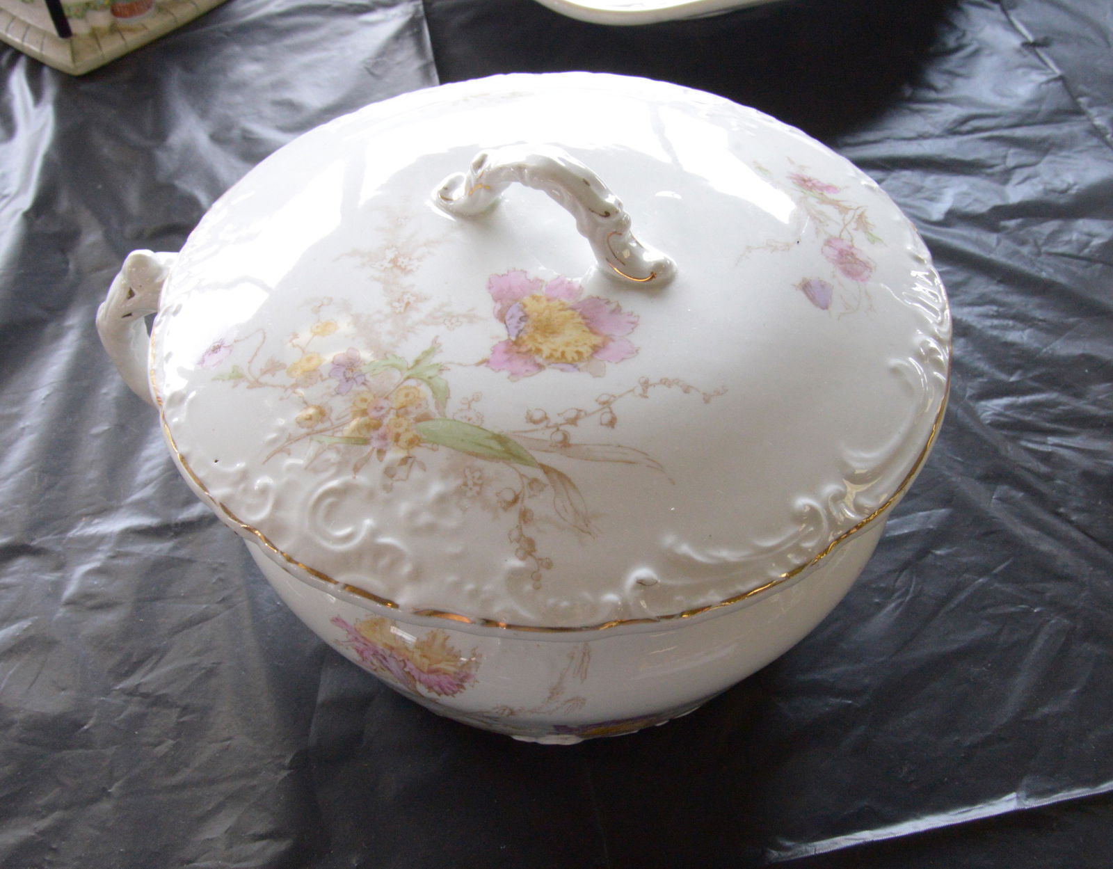 Lidded Ceramic Pot with Handle (1 of 3)