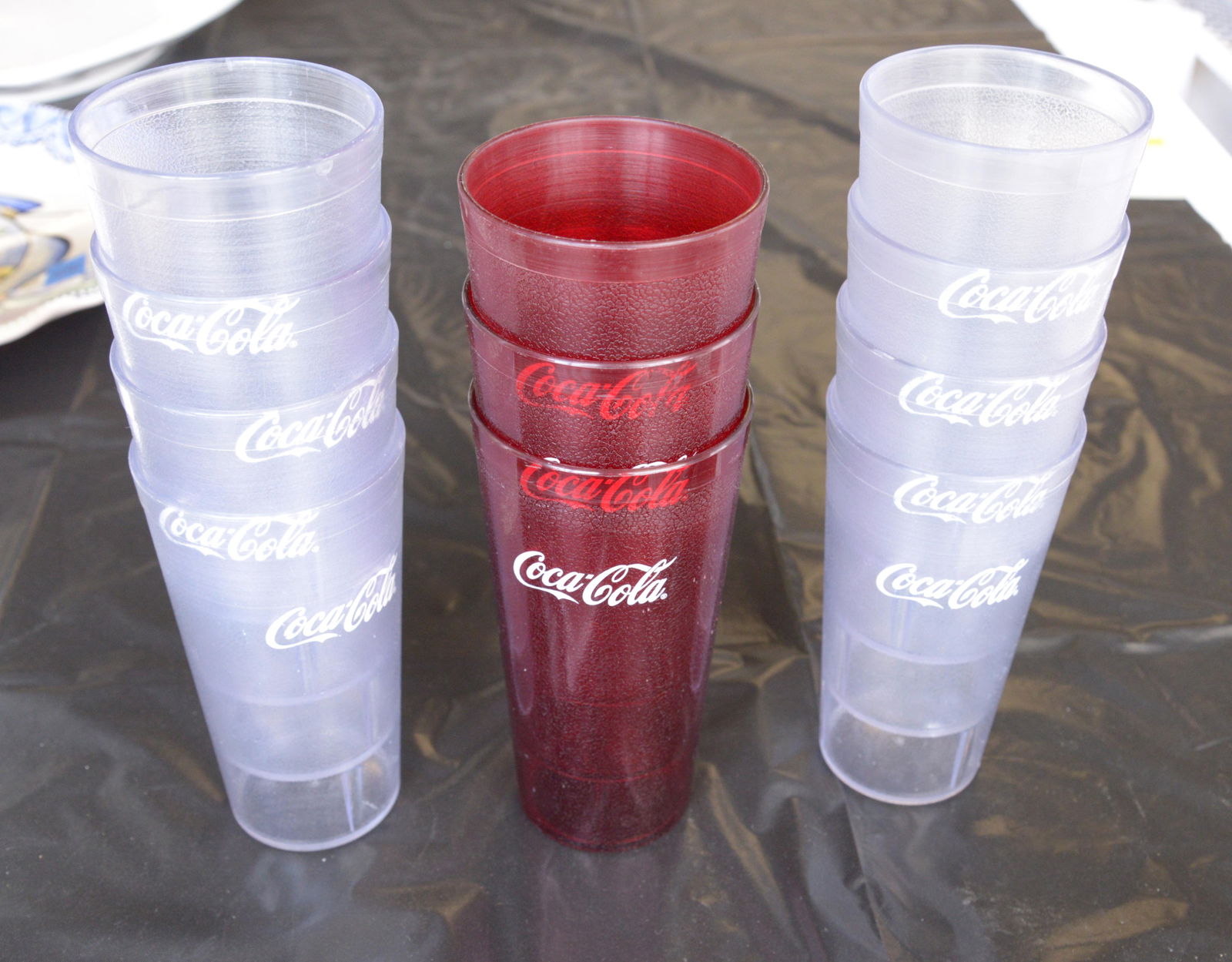 Set of 8 Clear and 3 Red Coca Cola cups (1 of 1)