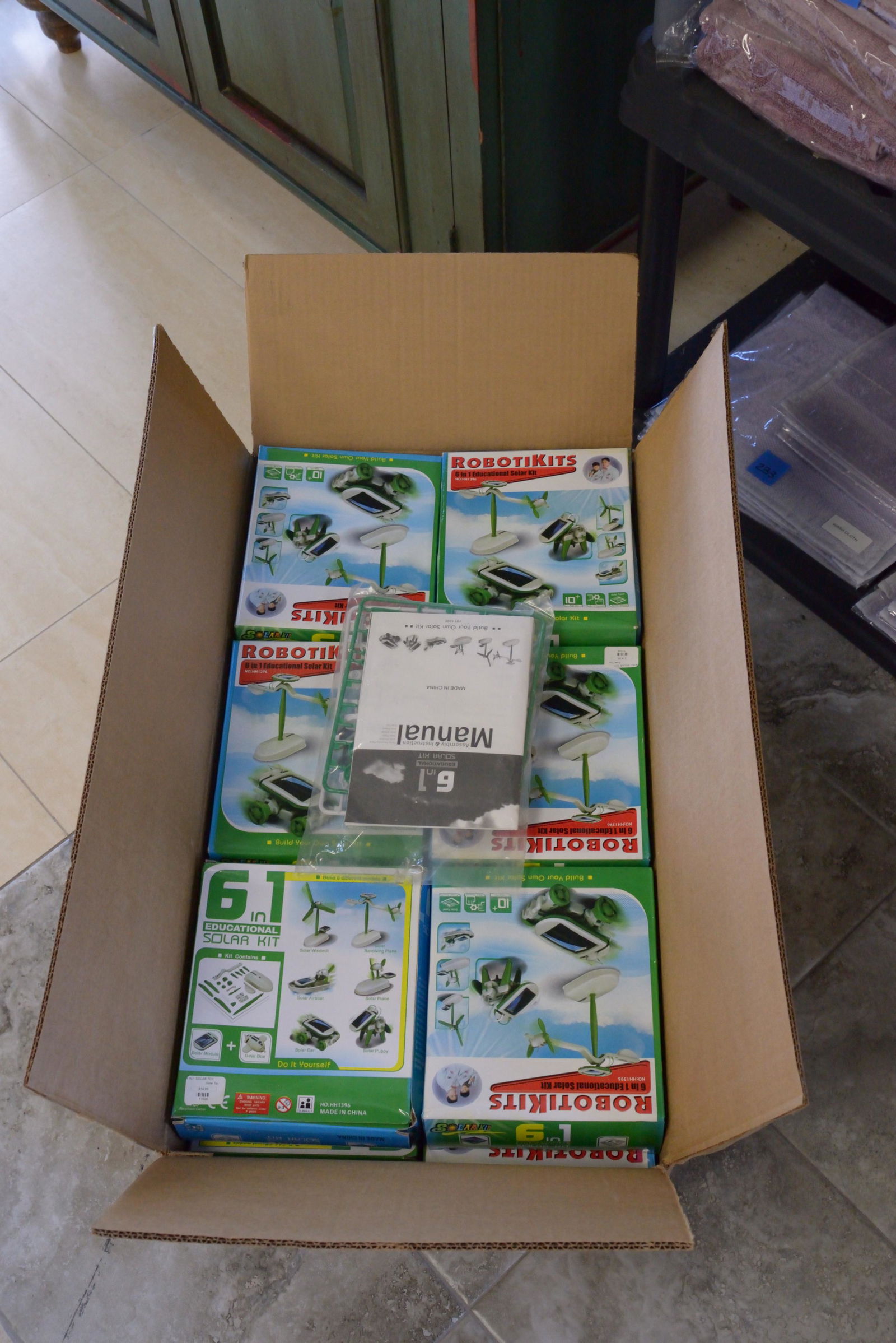 Lot of 19 Robotikits (1 of 1)