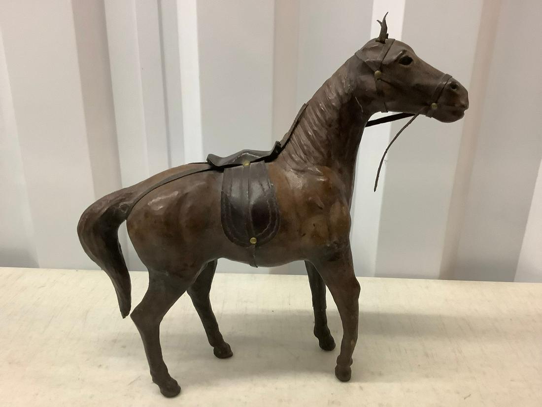 Leather horse: Leather horse