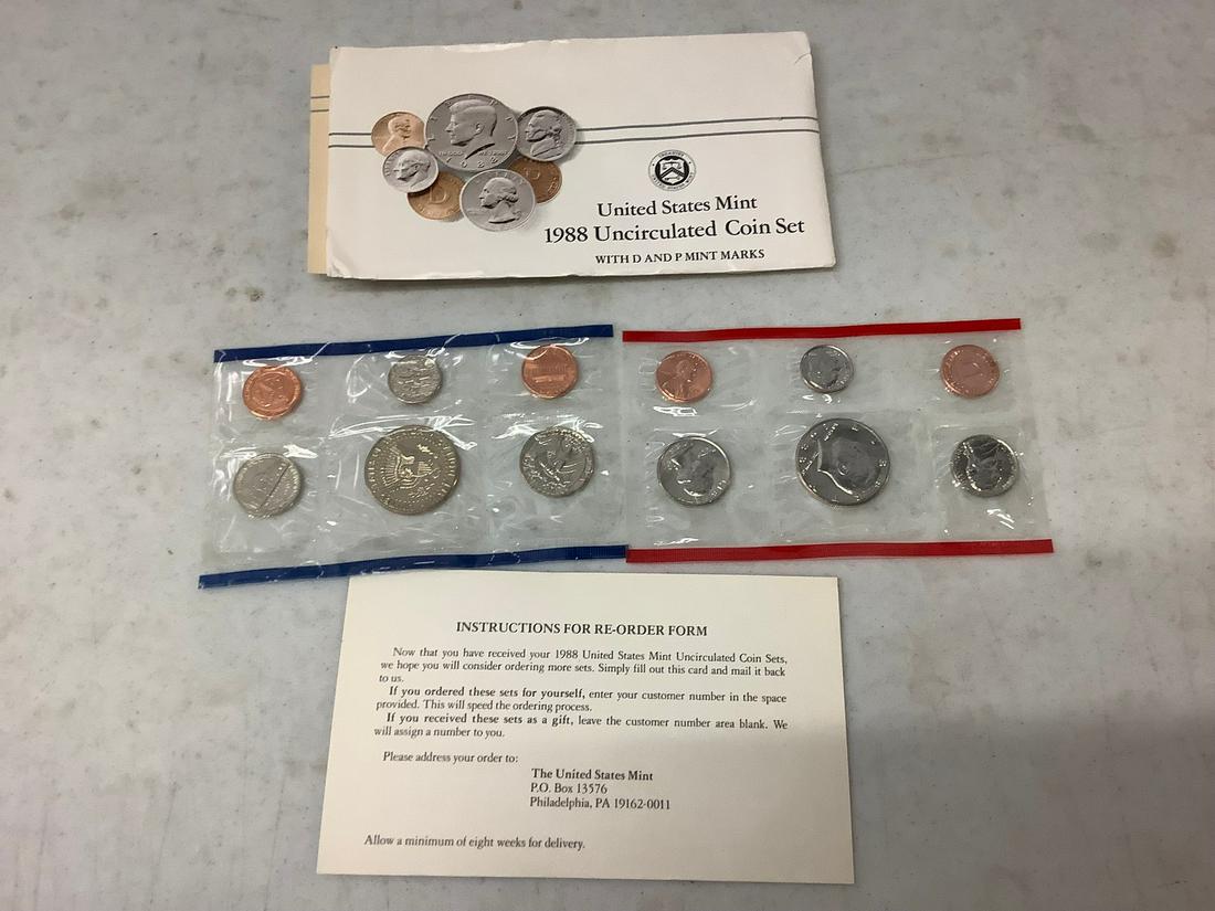 United States Mint 1988 uncirculated coin set (1 of 1)