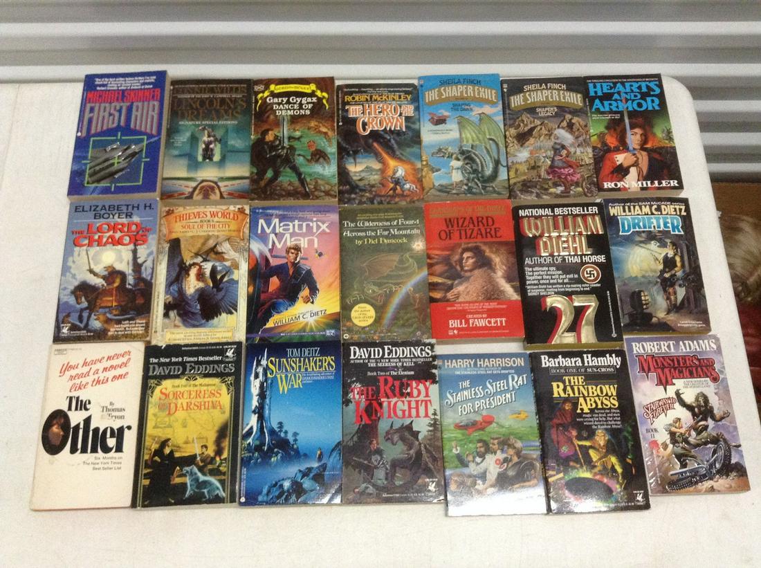 Huge lot of Fantasy/Sci Fi Books (1 of 1)