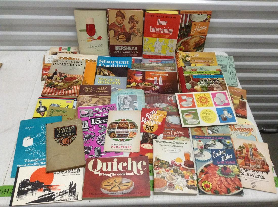 Huge Lot of Vintage Advertising Cooking Pamphlets and (1 of 1)