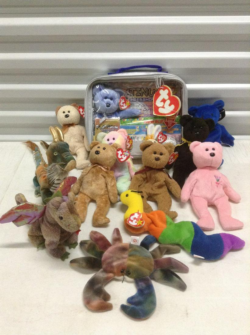 Large lot of Beanie Babies: Large lot of Beanie Babies