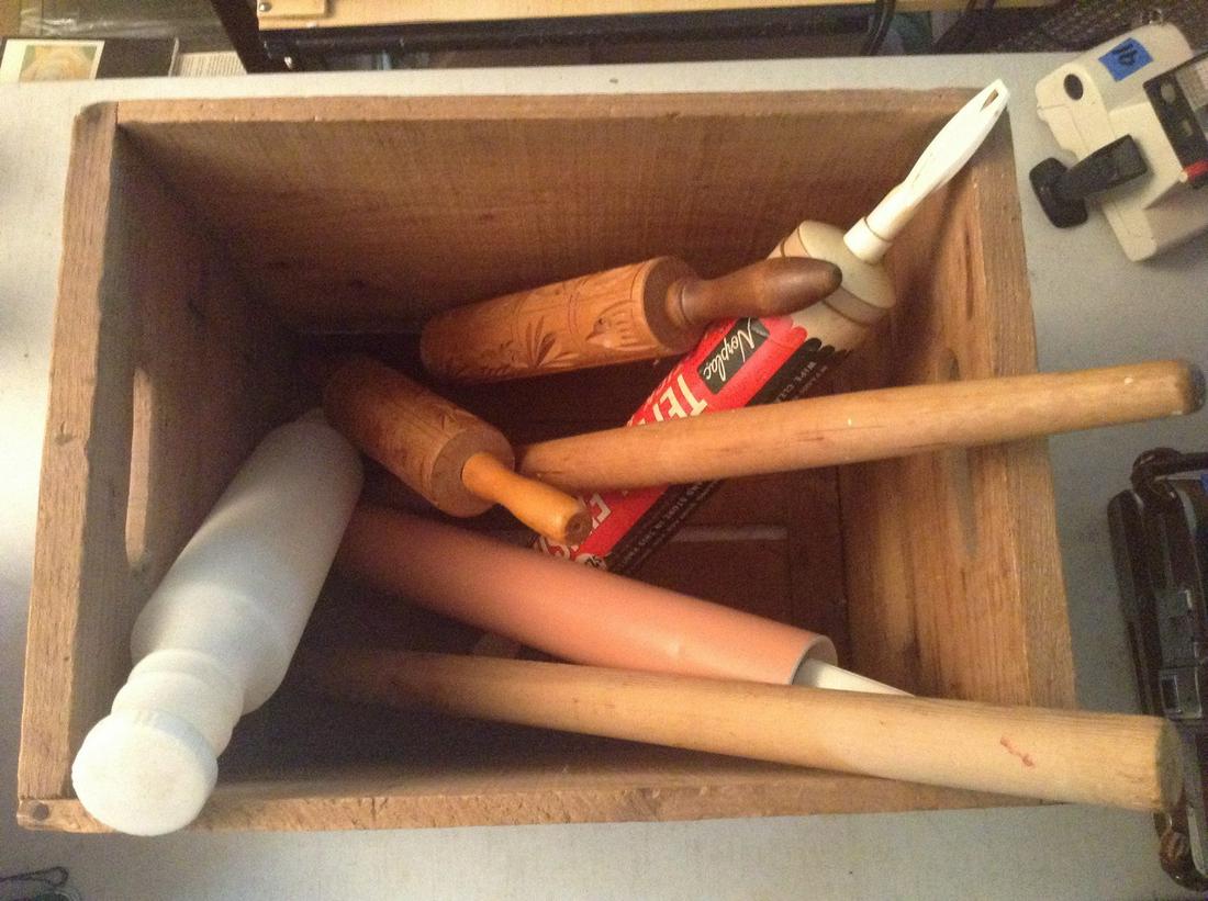 Lot of rolling pins: Lot of rolling pins