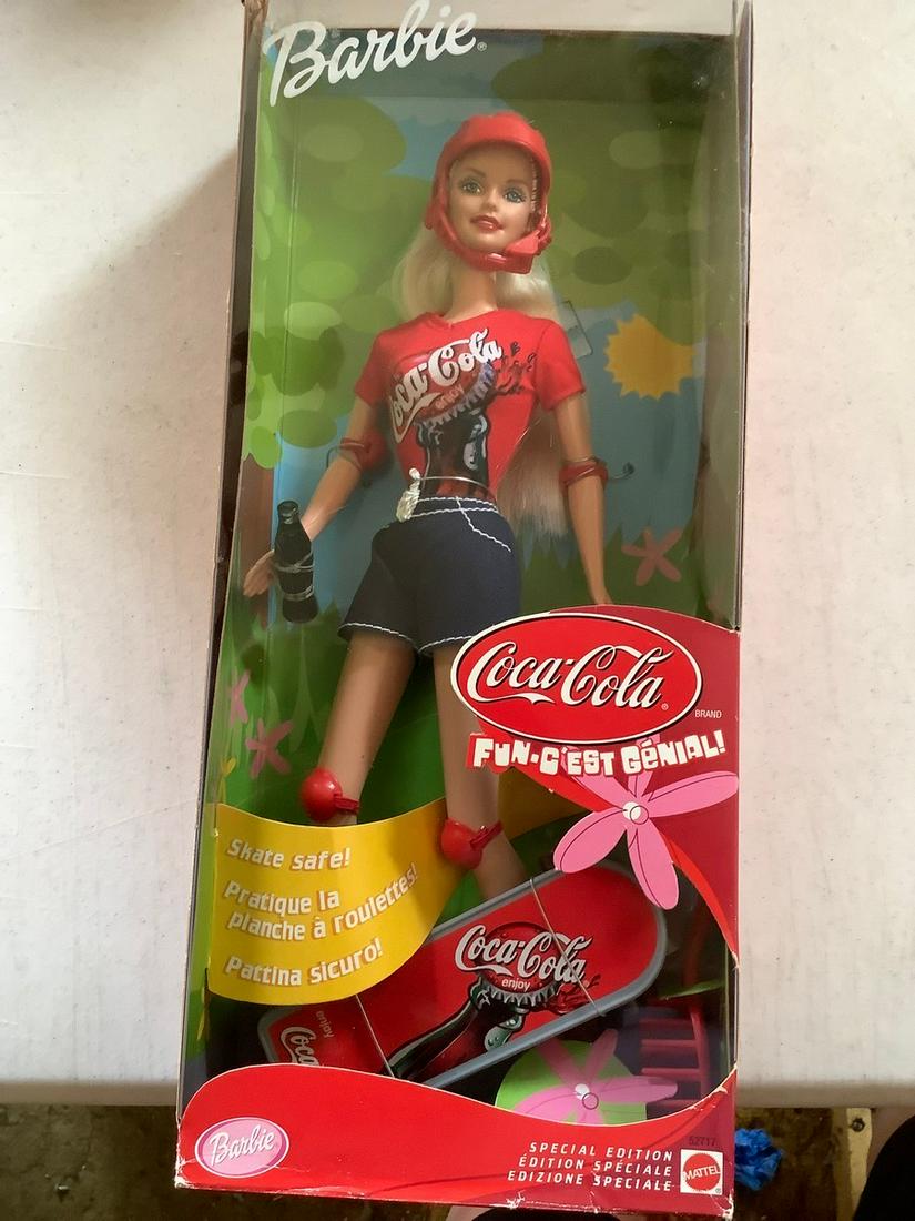 Coca Cola Barbie in Box: Coca Cola Barbie in Box