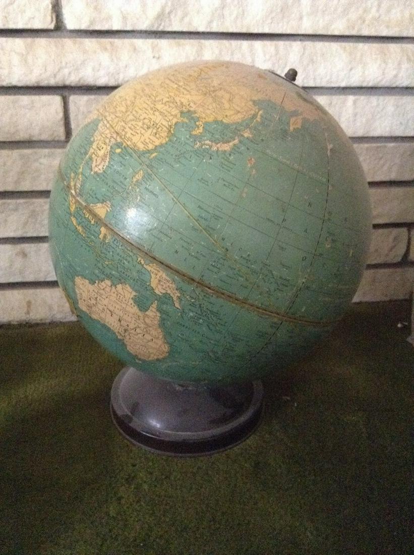 Vintage Cram's Universal Terrestrial Globe (1 of 1)