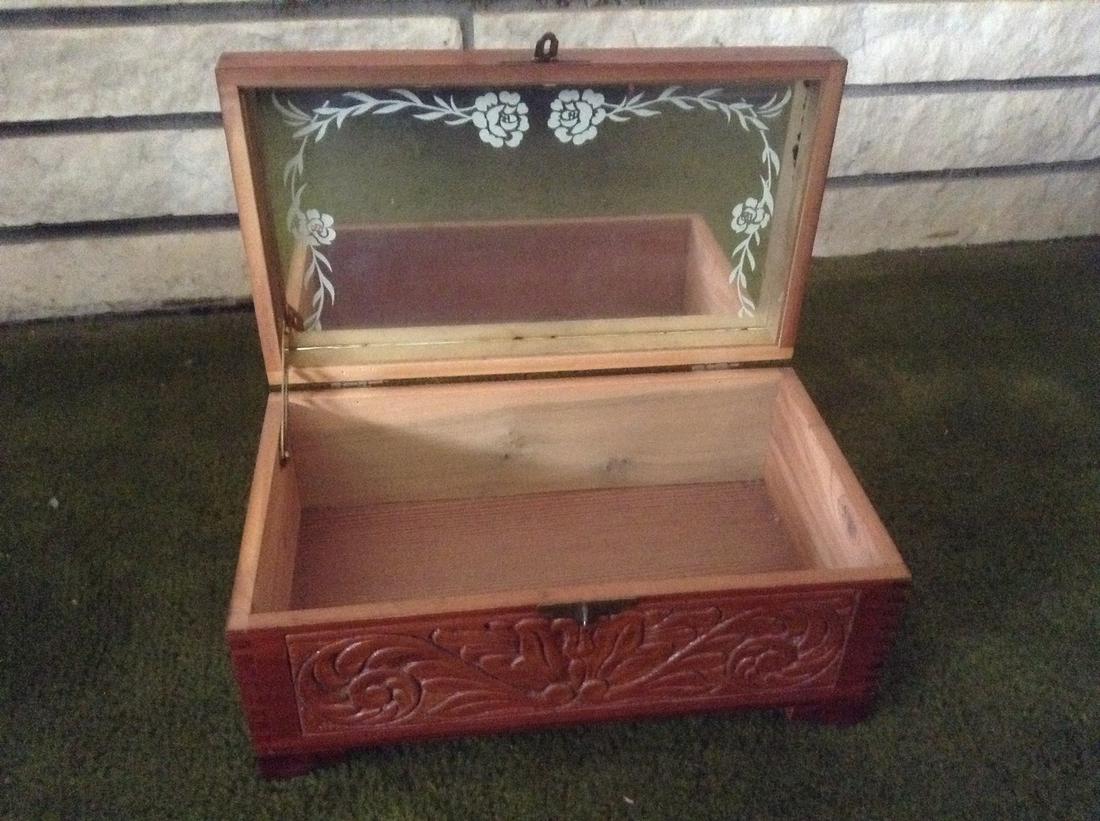 Hand Carved Wood Box with Mirror 11"x6"x5": Hand Carved Wood Box with Mirror 11"x6"x5"