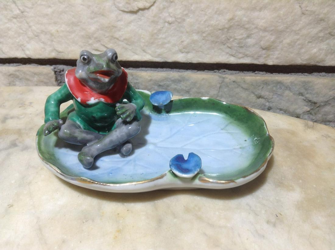 Occupied Japan Frog Lillypad Ashtray  5" long (1 of 1)