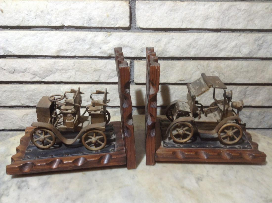 Made in Spain Wood and Metal Car Bookends 7.5" tall: Made in Spain Wood and Metal Car Bookends 7.5" tall