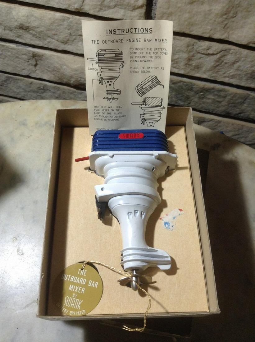 Vintage Bar Mixer Outboard Engine in the box (battery (1 of 1)