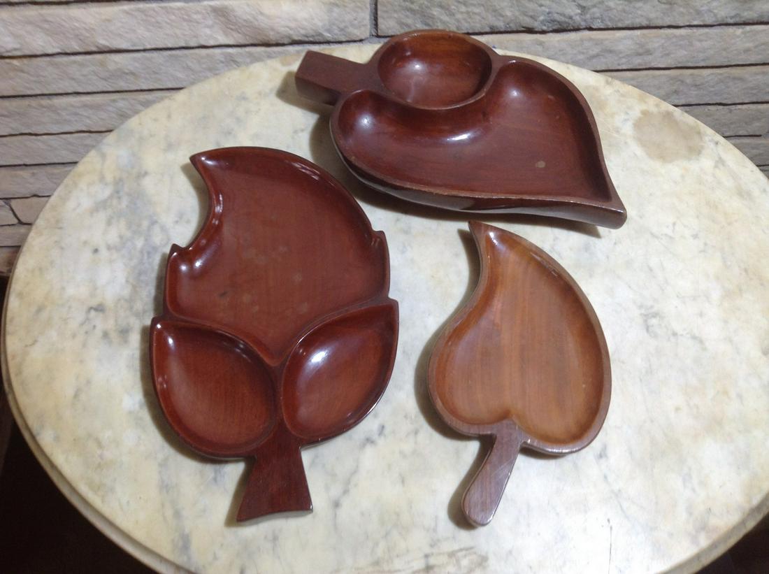 Three Mid Century Modern Wood Serving Trays Larger are (1 of 1)