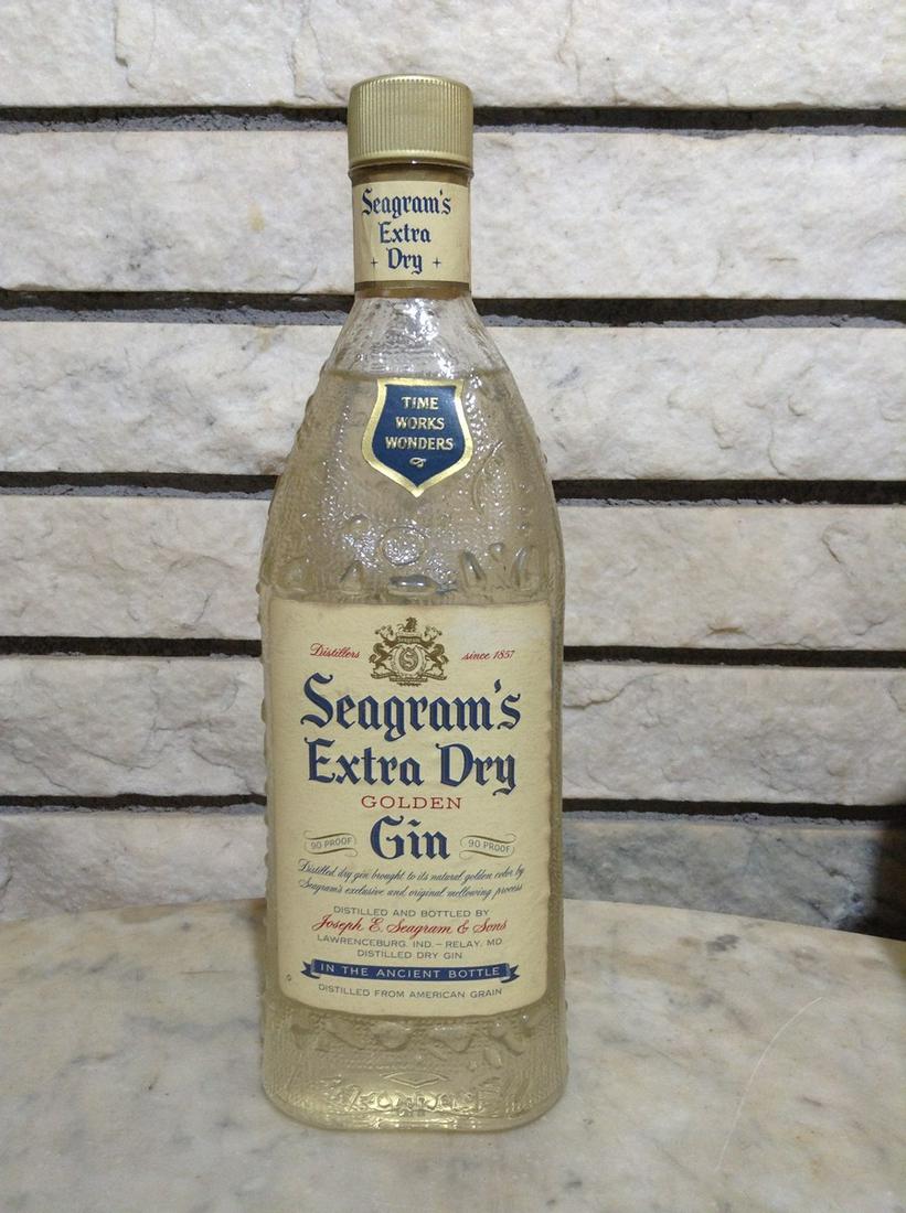 Seagrams Extra Dry Golden Gin 4/5 Quart (1 of 1)